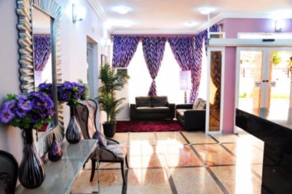 Purple Tulip Hotel & Resorts Abuja Exterior foto